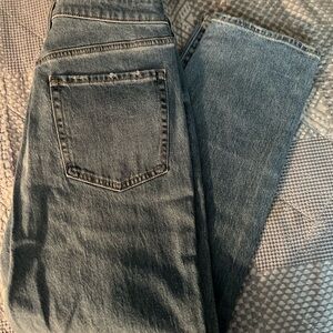 Old Navy Women's Straight Leg Jeans in Denim Blue, OG straight.